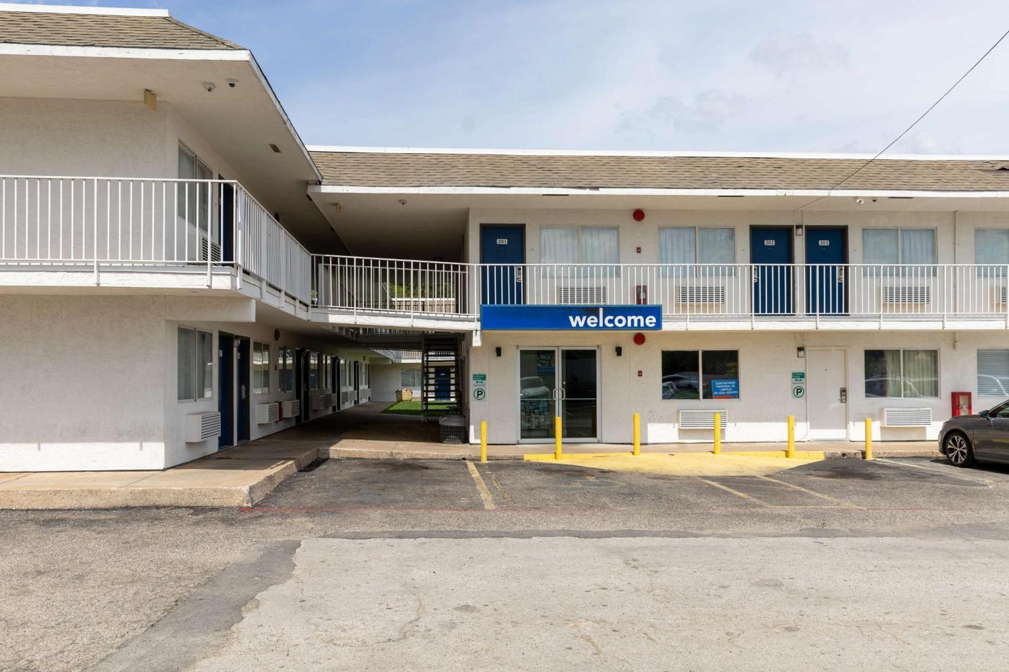 Motel 6-Lufkin, TX Buitenkant foto